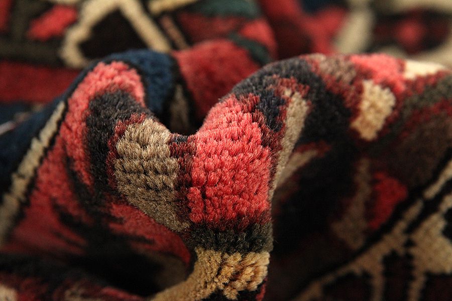 Bakhtiari Persian Carpet 310x210 - Picture 6