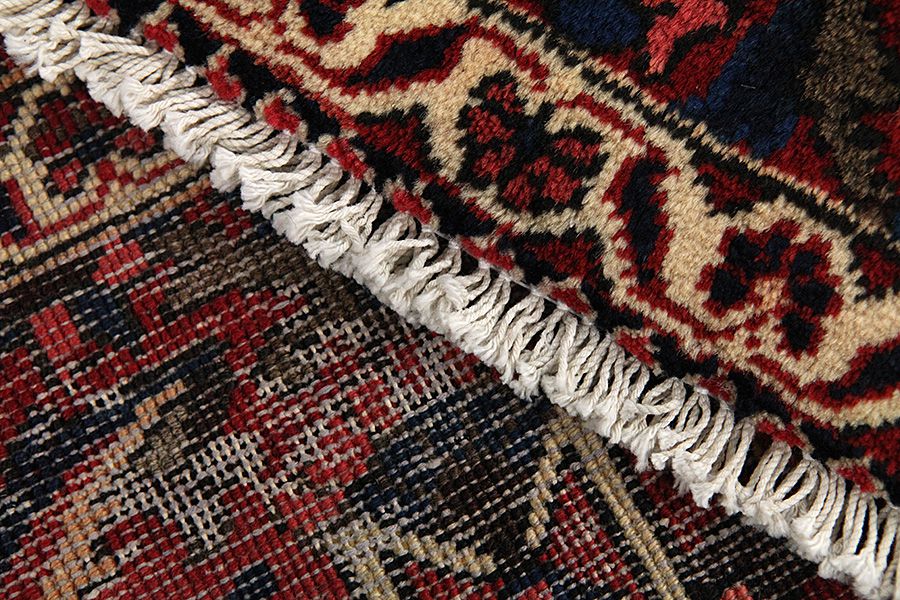 Bakhtiari Persian Carpet 315x210 - Picture 5
