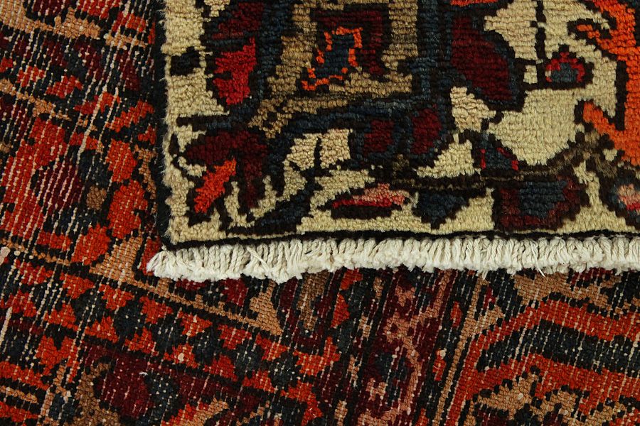Bakhtiari Persian Carpet 300x205 - Picture 5