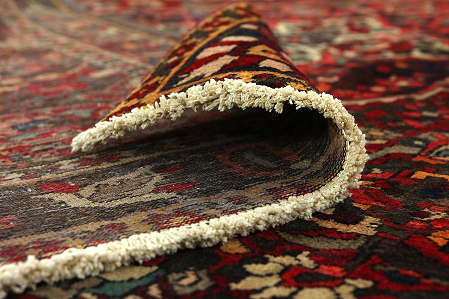 Bakhtiari Persian Carpet 300x205 - Picture 4