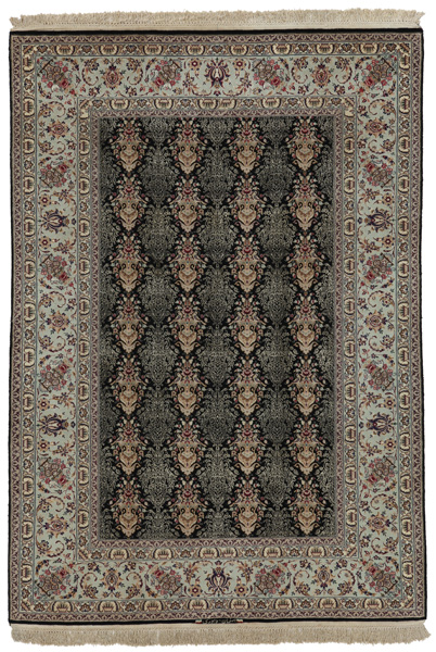 Isfahan Persian Carpet 203x145