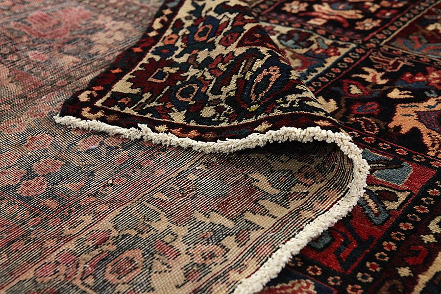 Bakhtiari Persian Carpet 303x160 - Picture 4