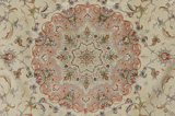 Tabriz Persian Carpet 195x150 - Picture 7